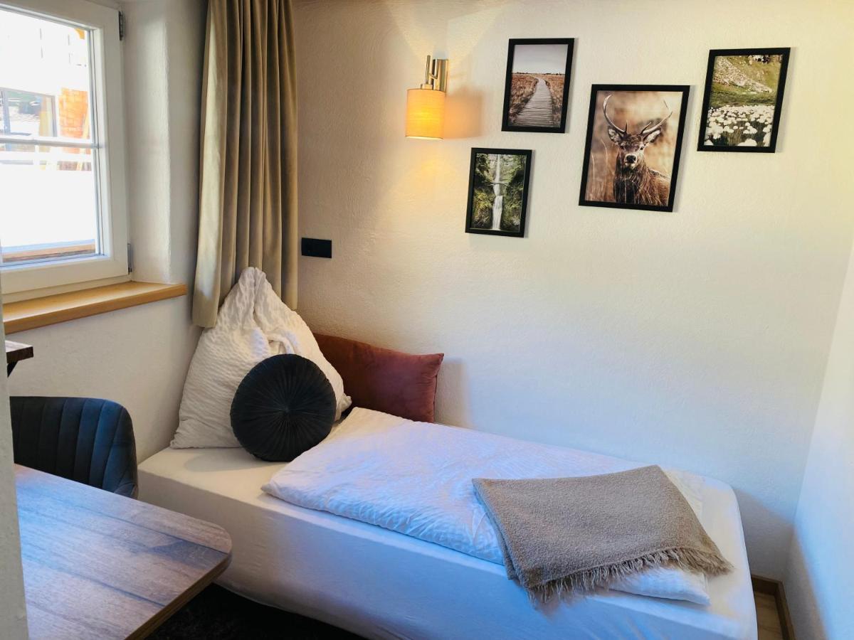 Haus Sonneck Apartment แกร์ลอส ภายนอก รูปภาพ
